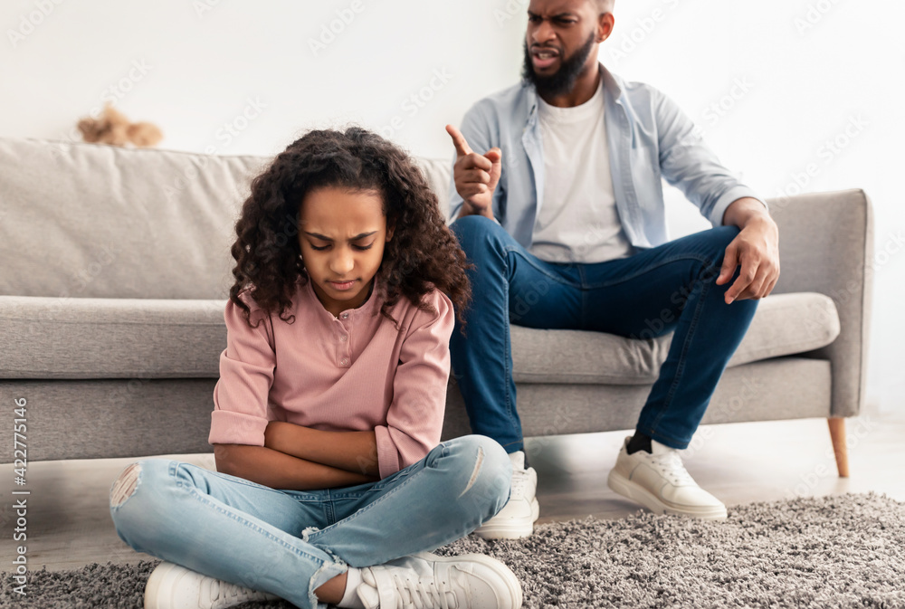 Confession: My Dad saw my s£x toys